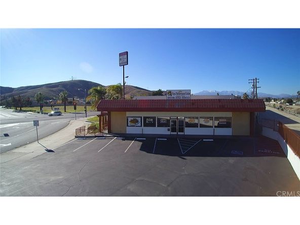 1040 W 40th St, San Bernardino, CA 92407